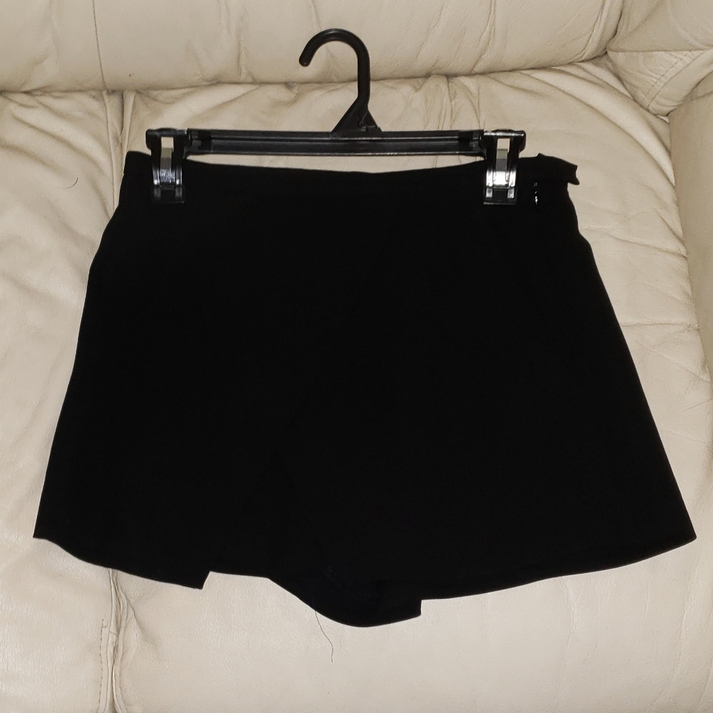 Skort